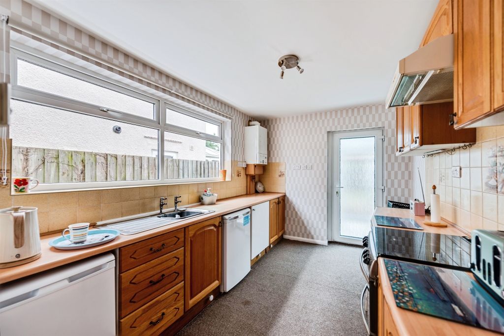 Property photo 3 of 19