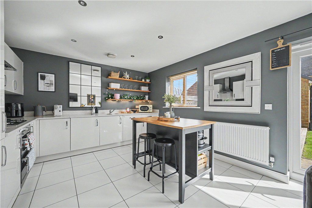 Property photo 3 of 14 Dining Kitchen