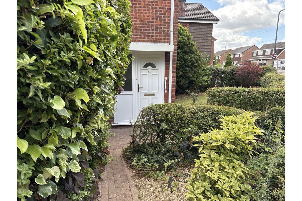 Property photo 2 of 21