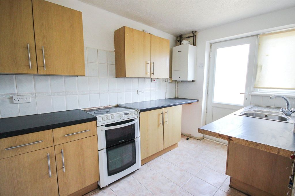 Property photo 3 of 16 Picture No. 01