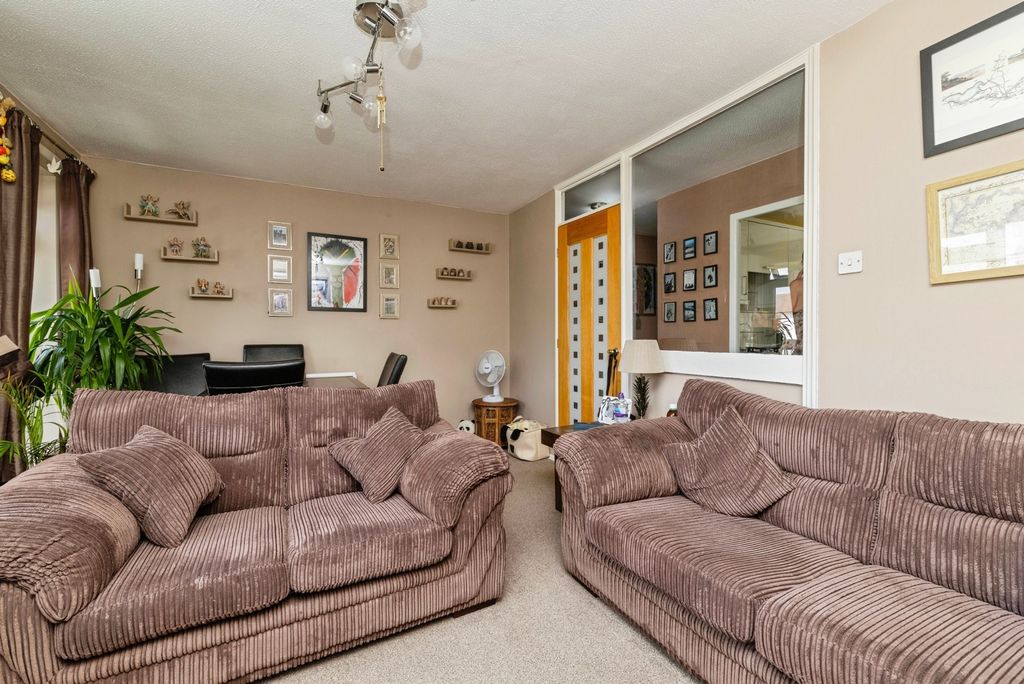 Property photo 1 of 14 Pbox-Img.Jpg
