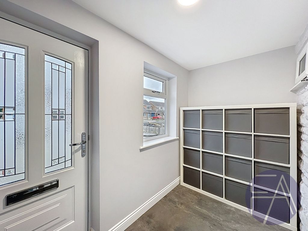 Property photo 2 of 36 4908973