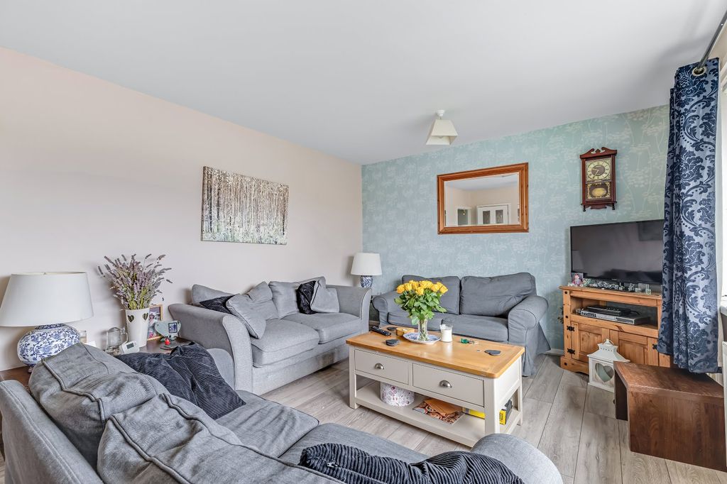 Property photo 3 of 11 Picture 3