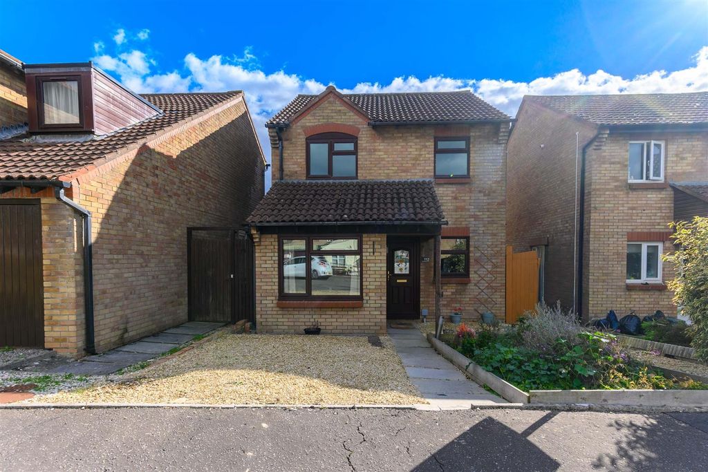 Property photo 1 of 23