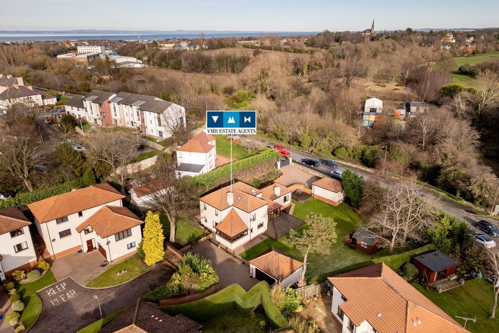 Property photo 1 of 41 Primary Property Image