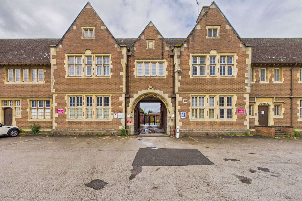Property photo 2 of 18 Towcester Police Station And Magistrate Court Buildings, Watling Street, Towcester Nn12 6Dd