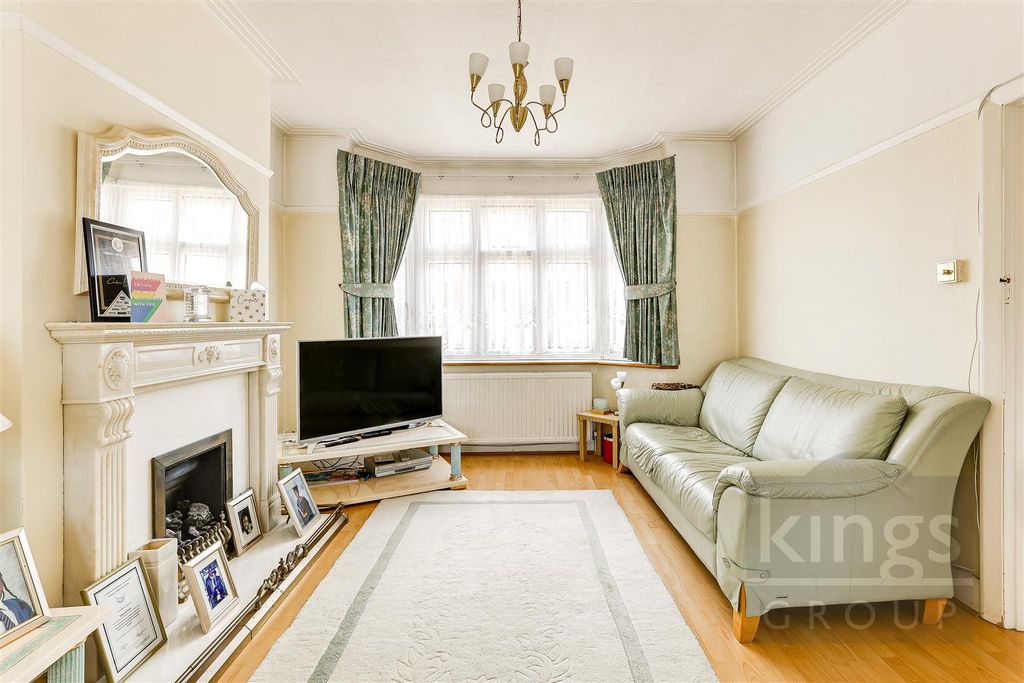 Property photo 3 of 16 Lynmouth Cloned Wm (8).Jpg