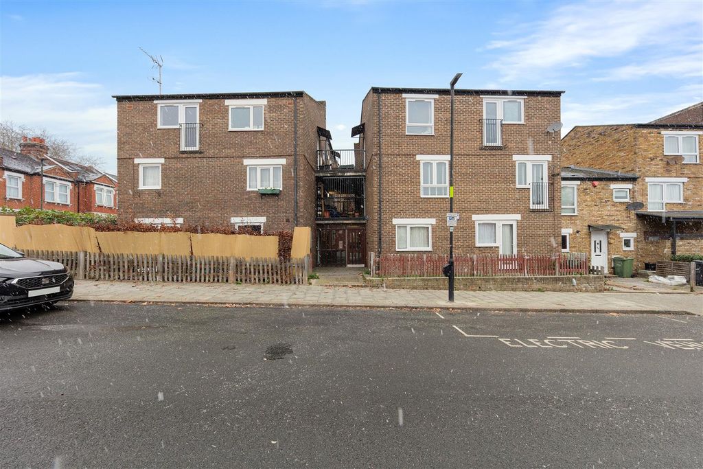 Property photo 3 of 10 094A0947.Jpg