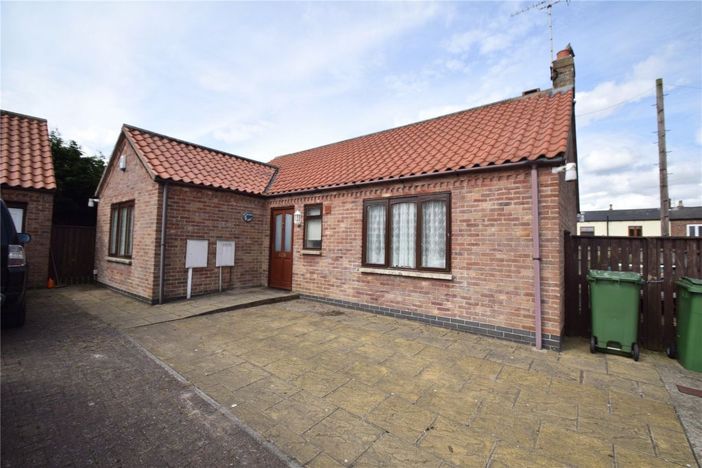 Property photo 1 of 10 Picture No. 01