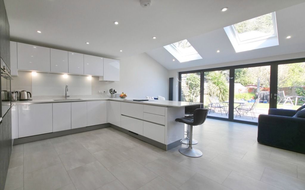 Property photo 2 of 23 3135355