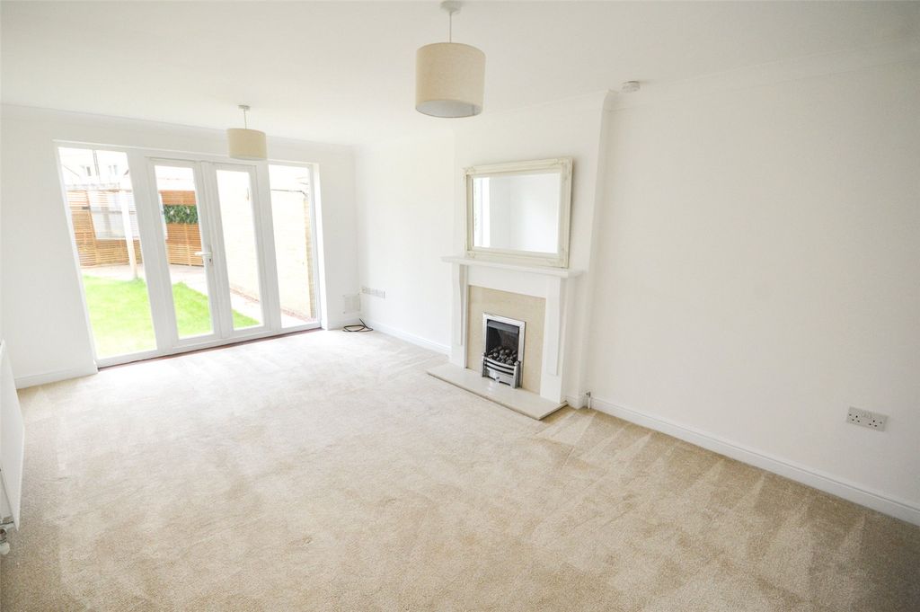 Property photo 2 of 18 Picture No. 09