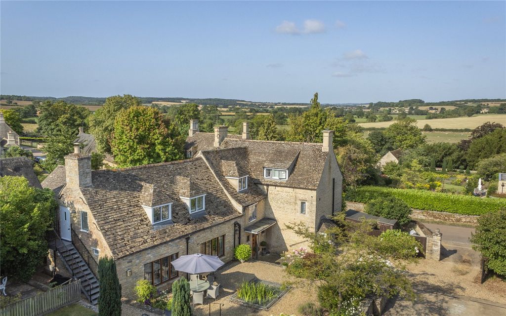 Property photo 1 of 35 The House & Setting