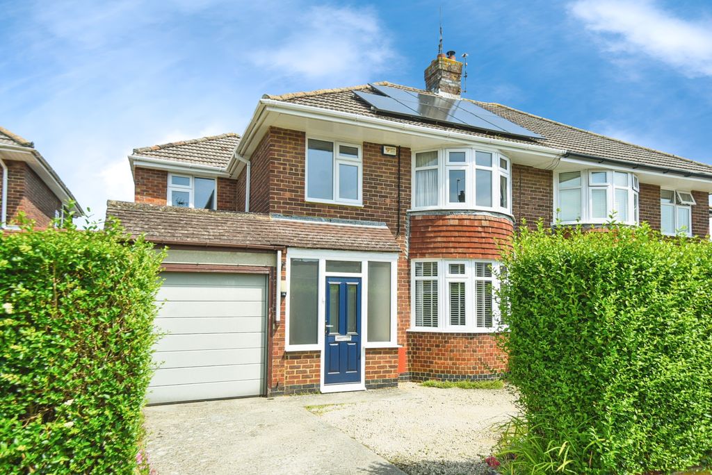 Property photo 1 of 22