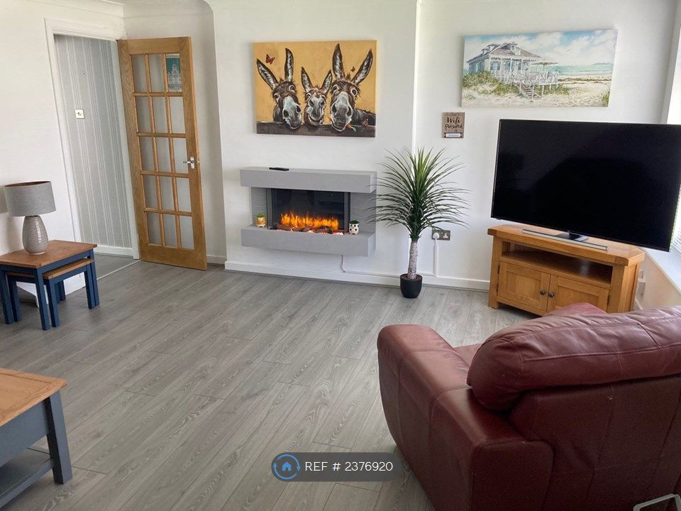 Property photo 1 of 35