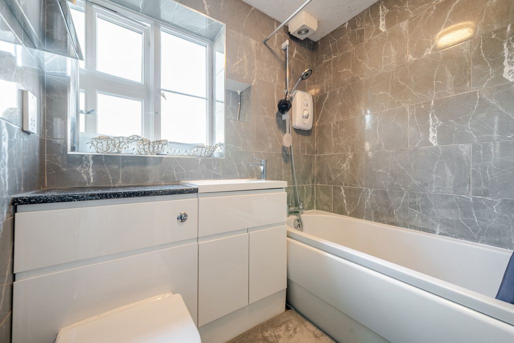 Property photo 3 of 19 1267408 (8).Jpg