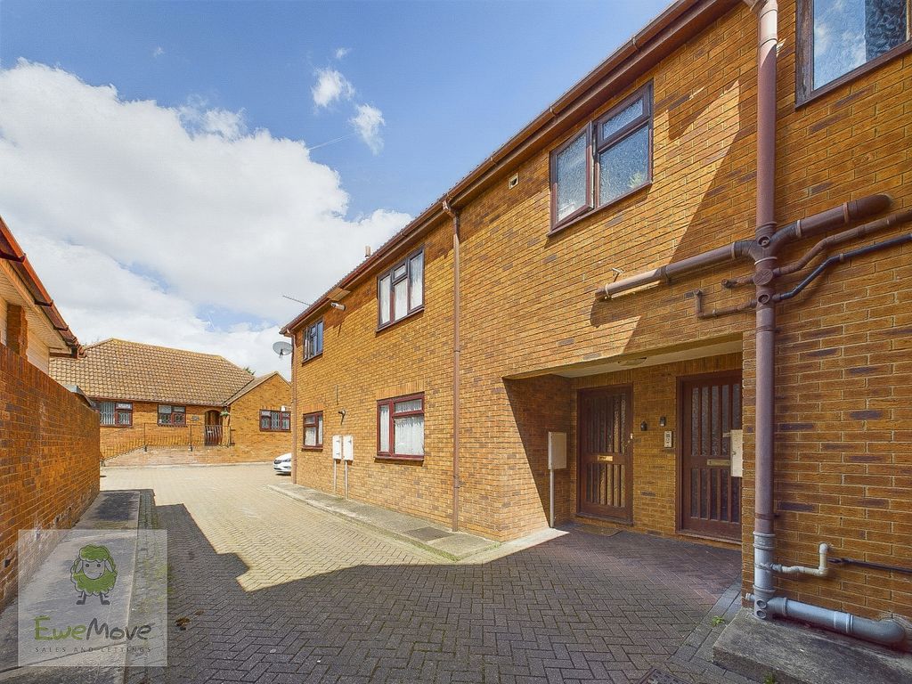 Property photo 3 of 11 View Of The Front Of The Property