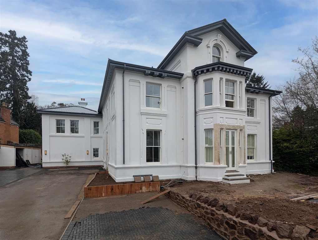 Property photo 1 of 12 External 1.Jpg