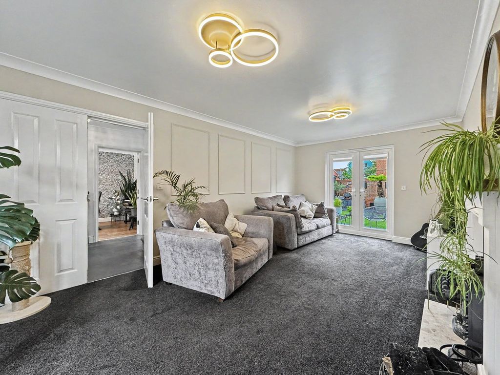 Property photo 2 of 38