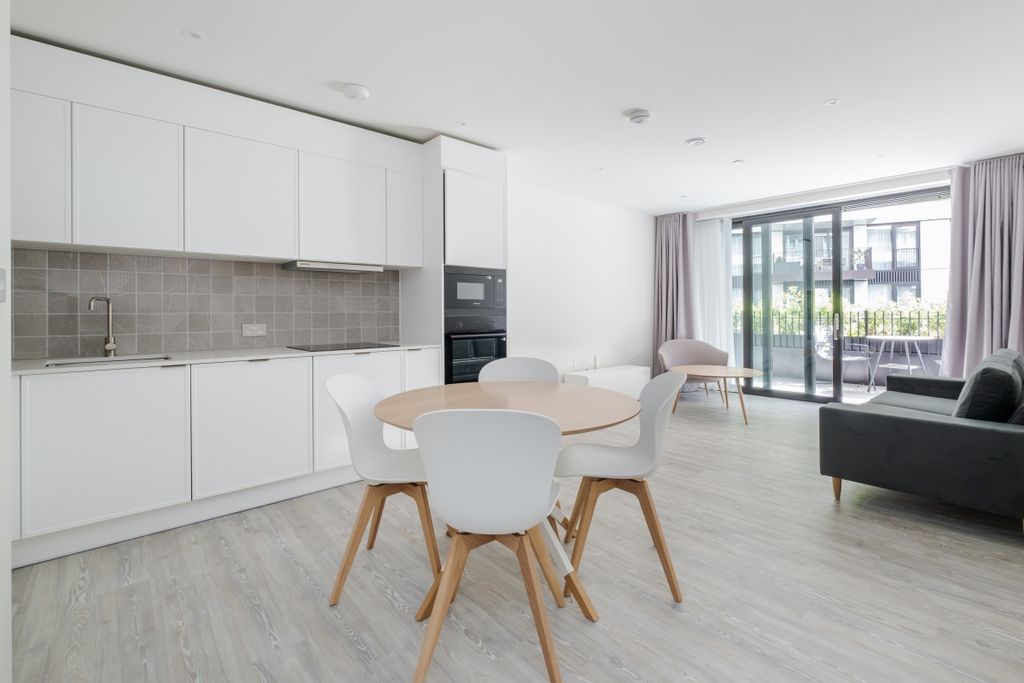 Property photo 1 of 14 Apartment-11-Aaro...