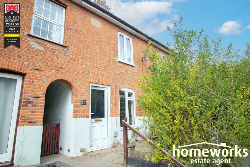 Property photo 1 of 12