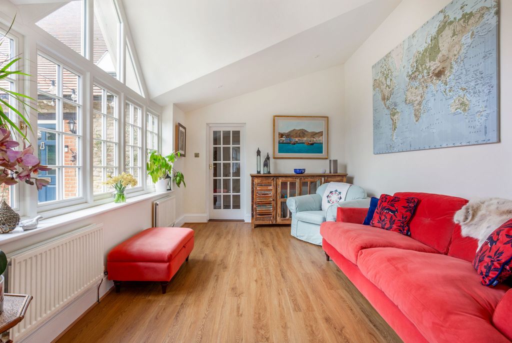 Property photo 1 of 22