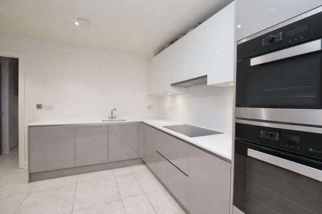 Property photo 3 of 27 Picture No. 31