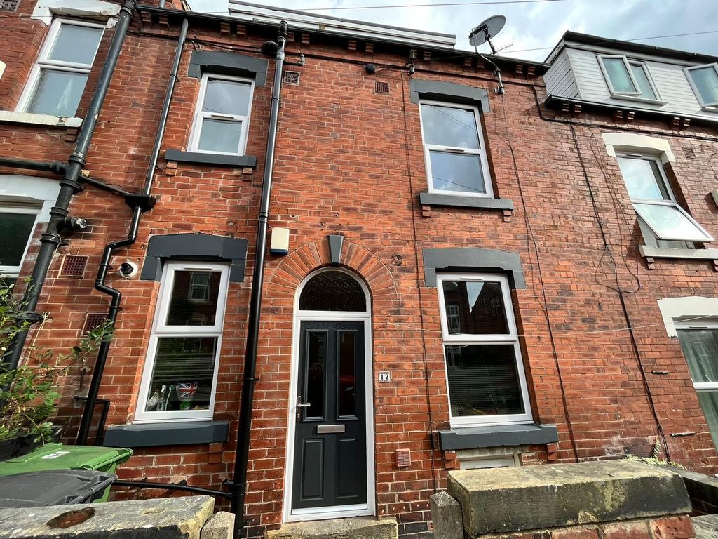Property photo 1 of 16 Picture No. 02