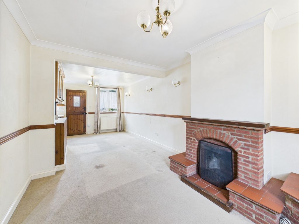 Property photo 2 of 10 4356542