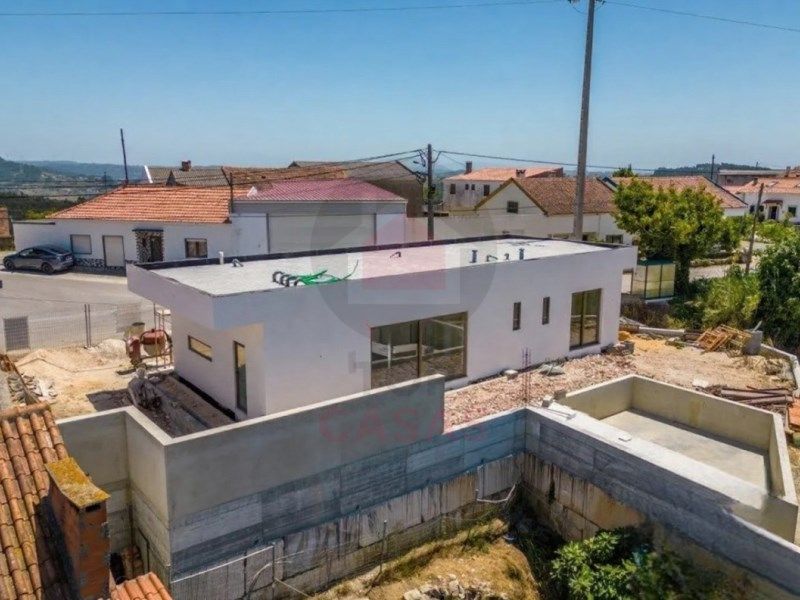 Property photo 2 of 26