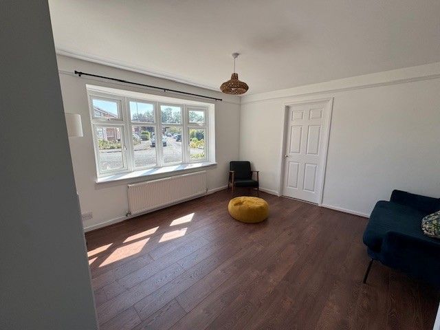 Property photo 2 of 11 Image