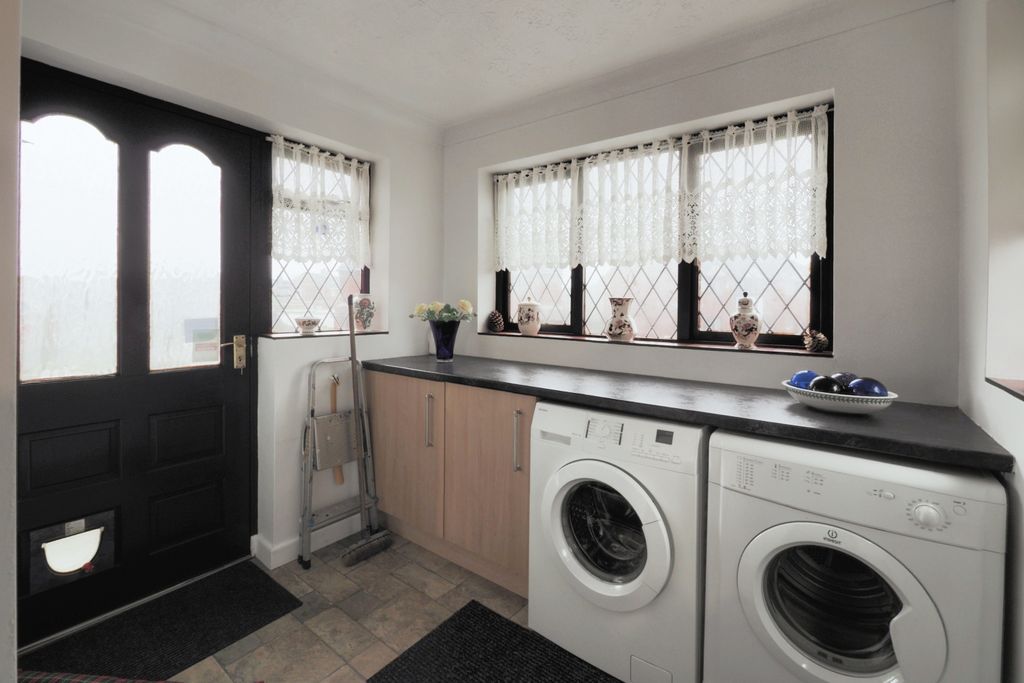 Property photo 3 of 17 Photography