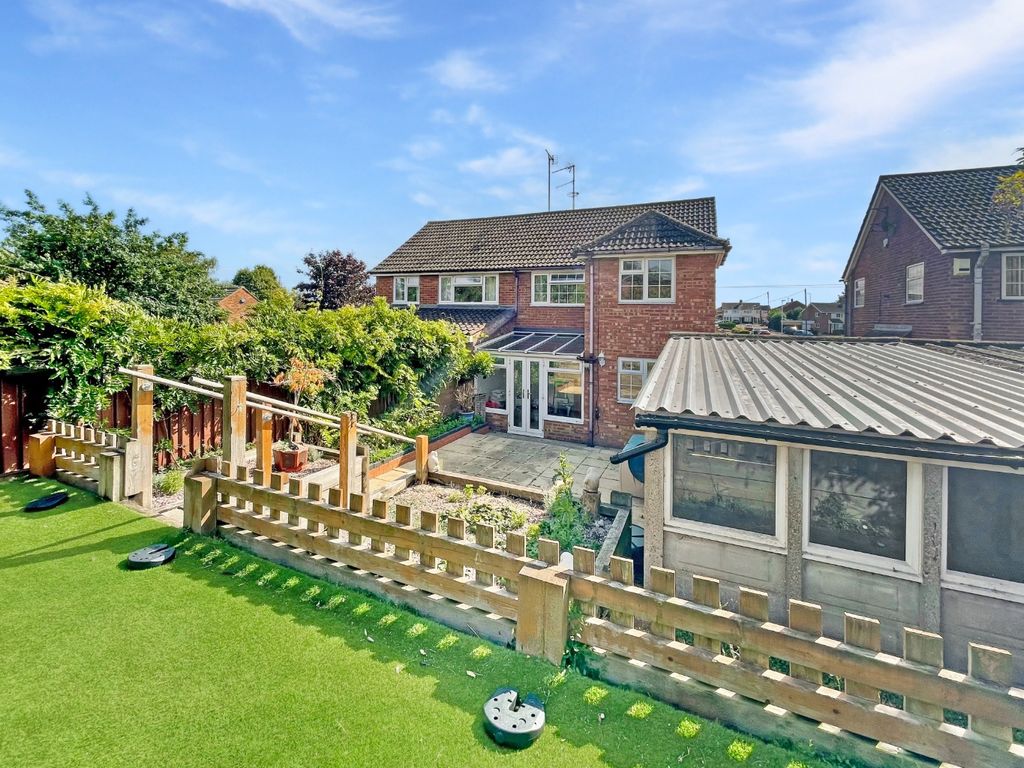 Property photo 2 of 14 4433282