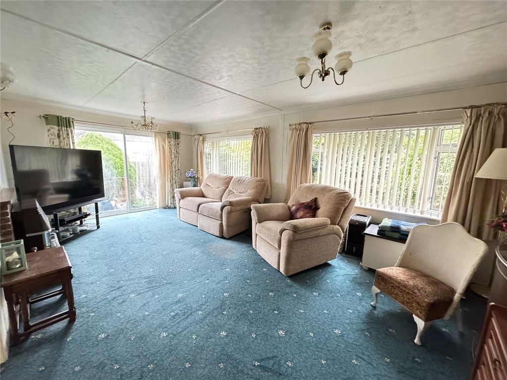 Property photo 3 of 8 Picture No. 02