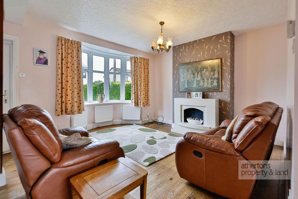 Property photo 2 of 23