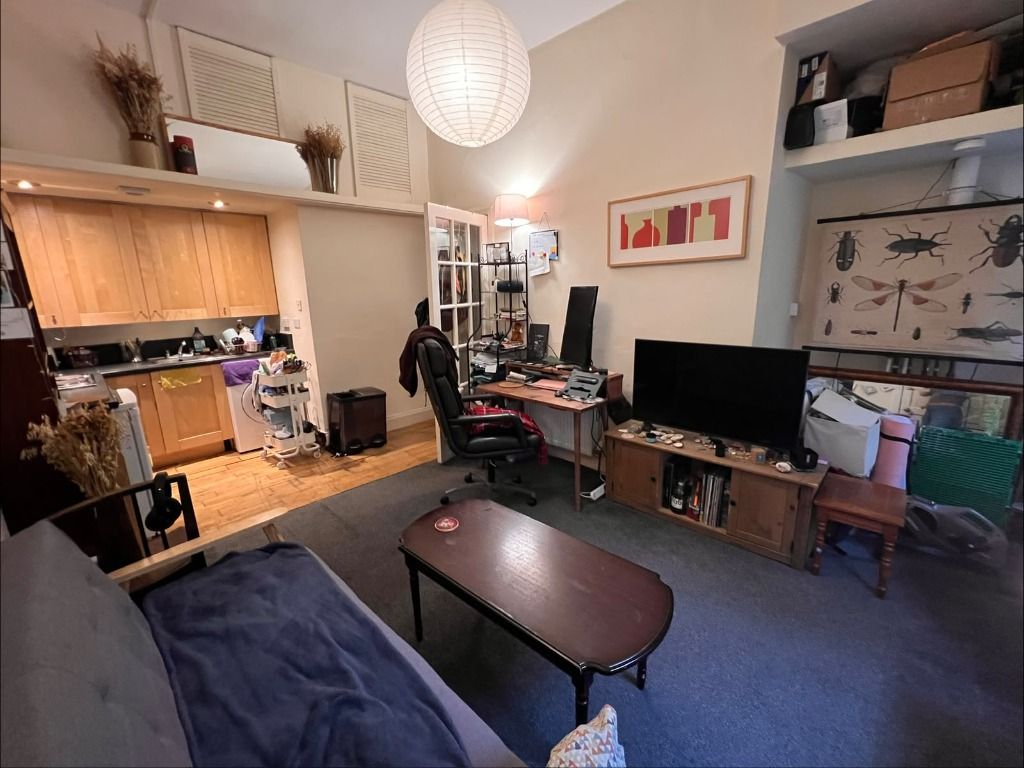 Property photo 2 of 17 Photo 2