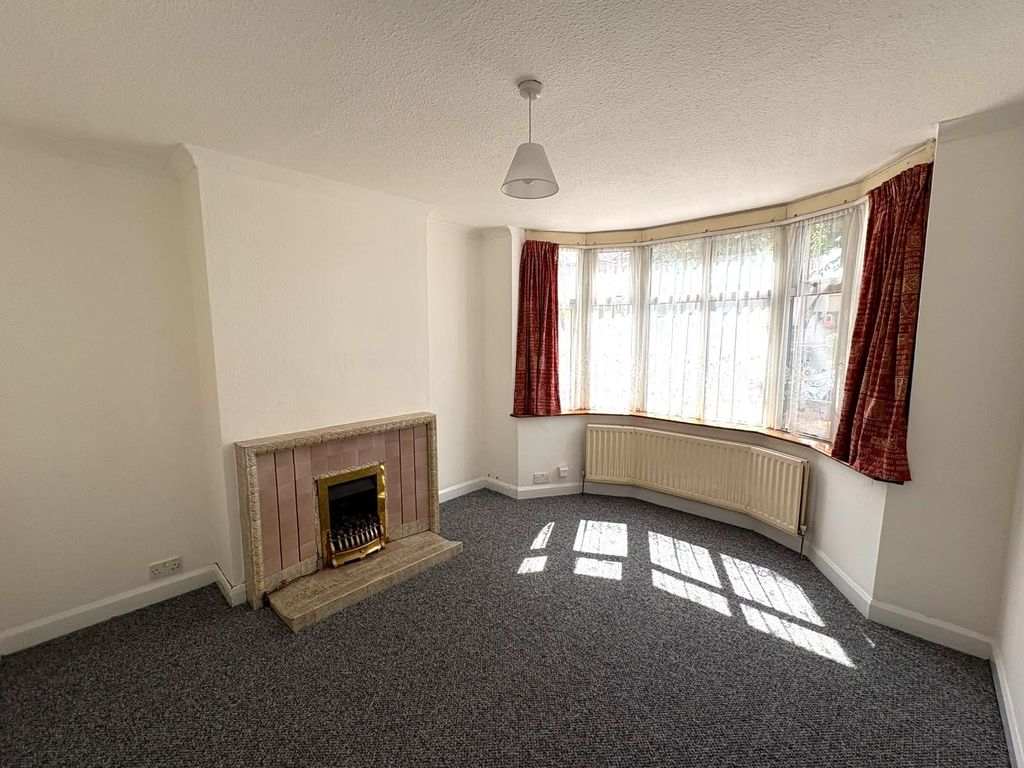 Property photo 2 of 12 Picture No. 04