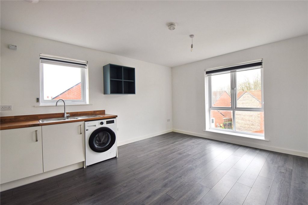 Property photo 2 of 11 Picture No. 05