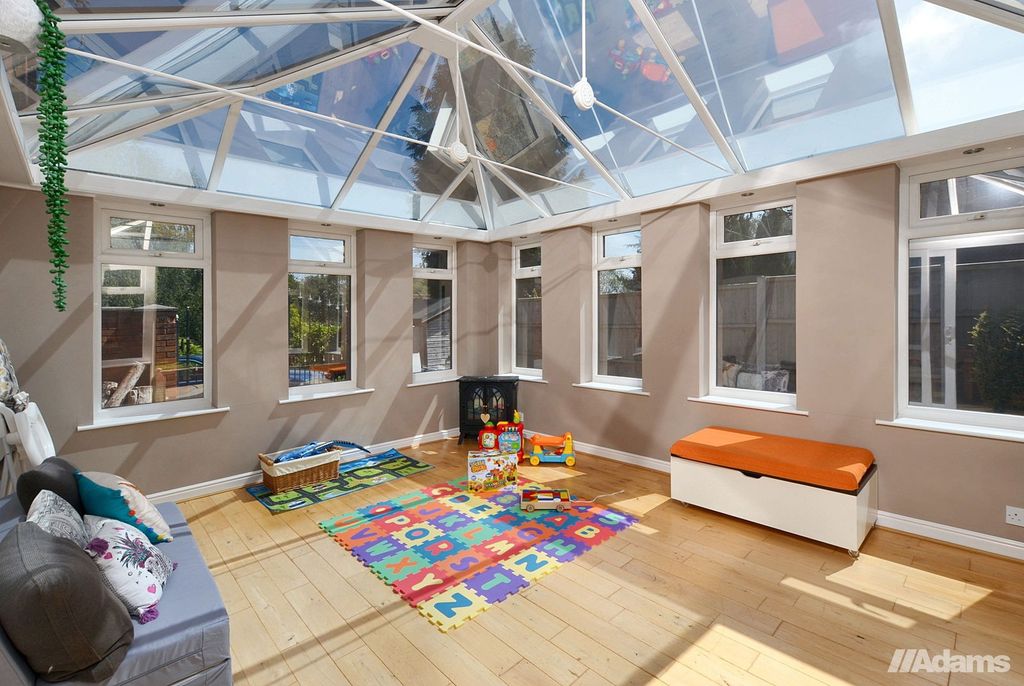 Property photo 2 of 43