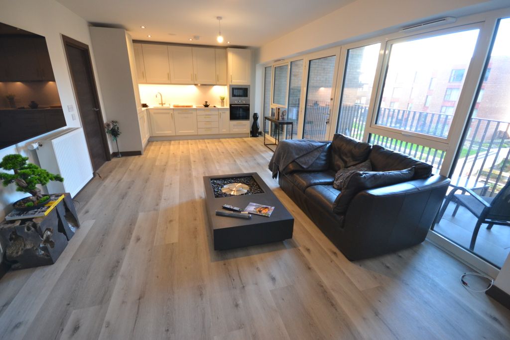 Property photo 1 of 21 Dsc_0104