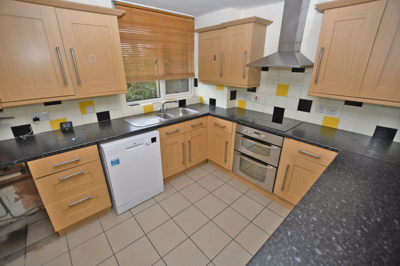 Property photo 2 of 16 Photo 16