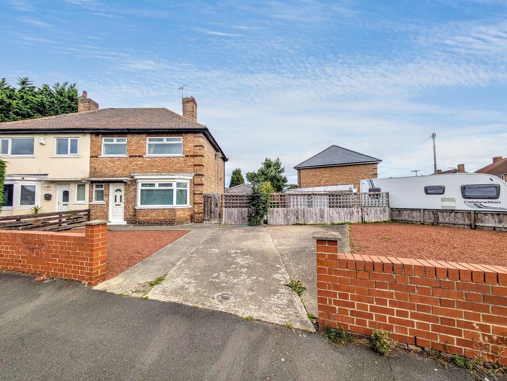 Property photo 1 of 11