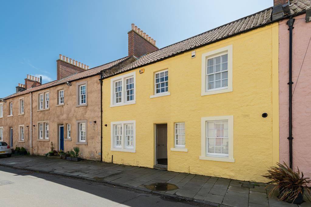 Property photo 1 of 22 Lev1349Pem External.Jpg