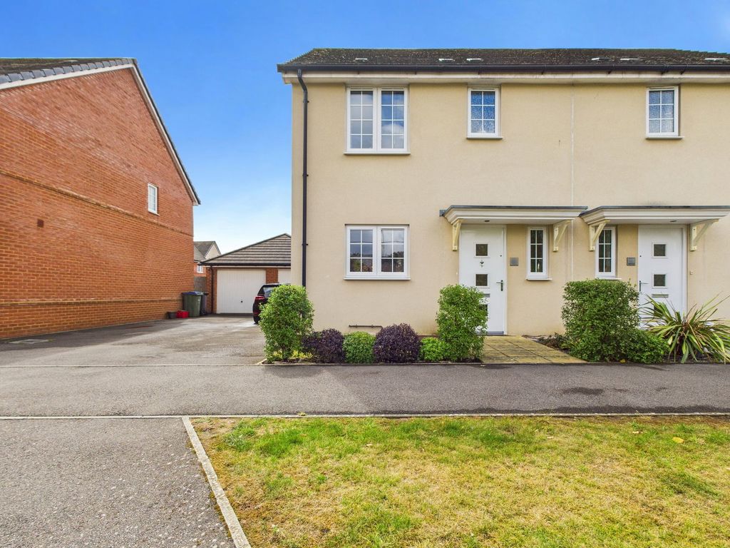 Property photo 2 of 23