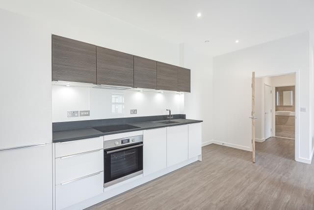 Property photo 1 of 4 Kitchen