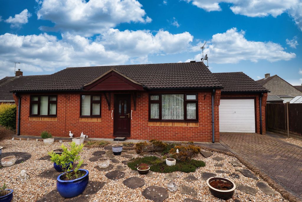 Property photo 1 of 10