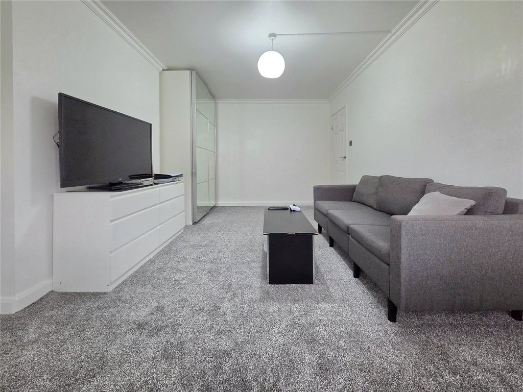 Property photo 2 of 14 Picture No. 06