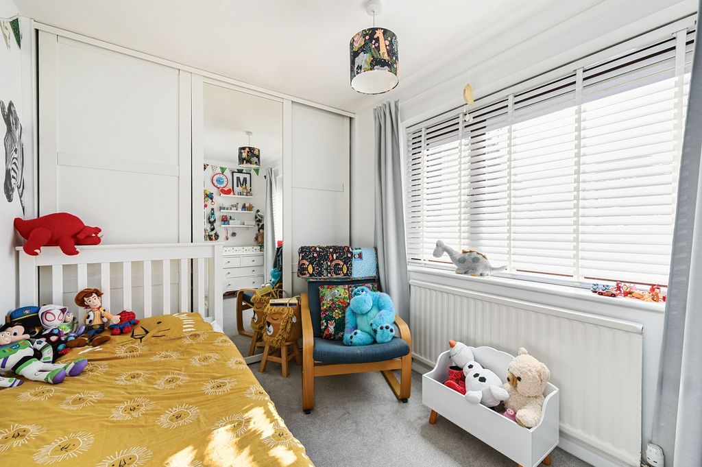 Property photo 3 of 10