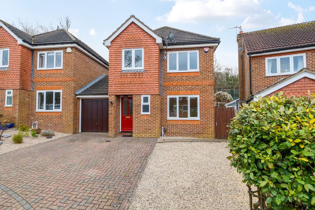 Property photo 1 of 21