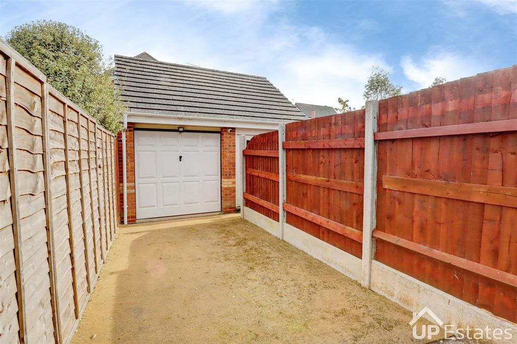 Additional image 20 of 5 bed detached house for saleOrchid Close, Bedworth CV12