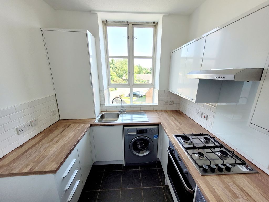 Property photo 2 of 7 Gallery